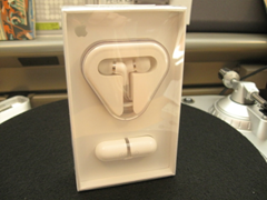 apple in-ear earphones