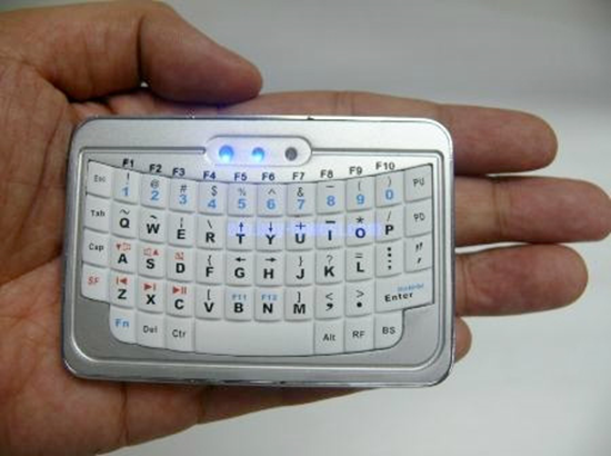 EFO Credit Card Bluetooth Keyboard
