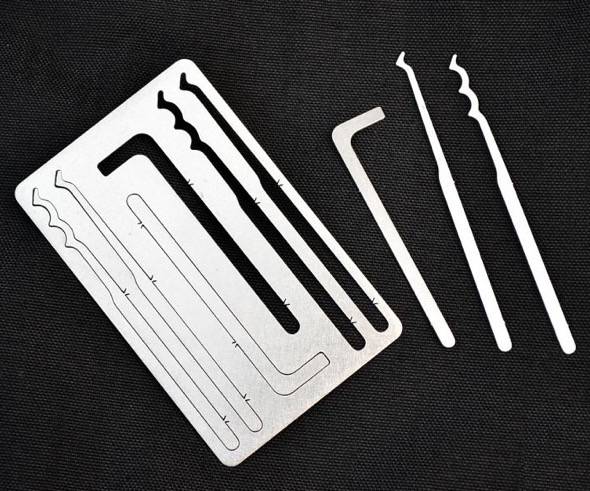 Titanium-Entry-Card