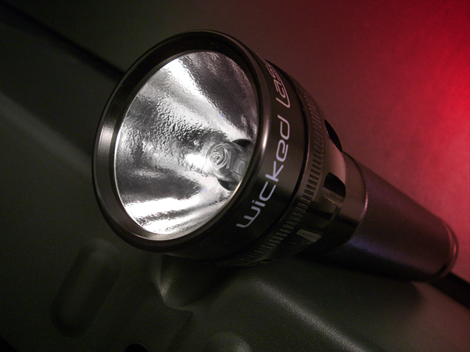 4100 Lumen Flashlight – Starts Fires And Cooks Eggs