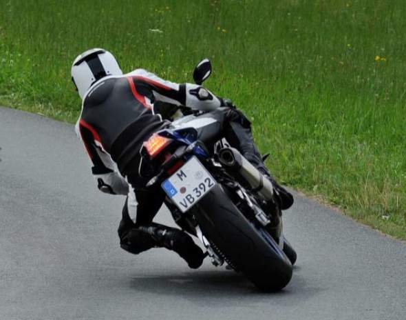 BMW ABS Pro Corner Braking