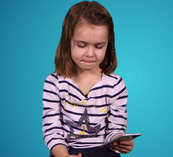 Kids choose between Samsung S6 and Apple iPhone 6
