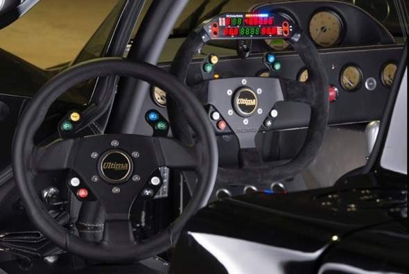 Ultima Evolution Steering wheel