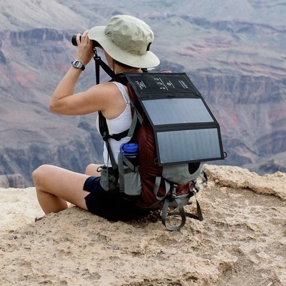 Anker 15W Solar Charger Backpack