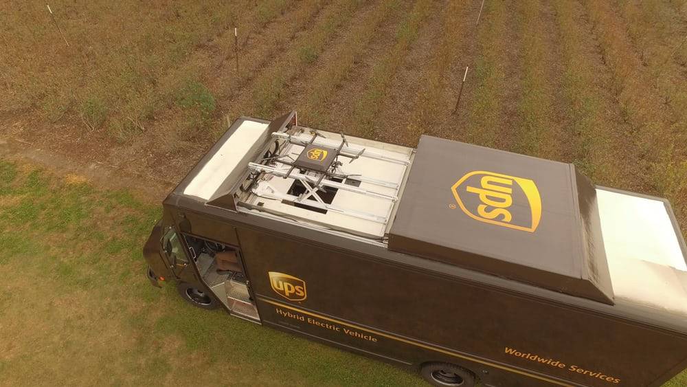UPS Truck Drone Package Delivery System 3