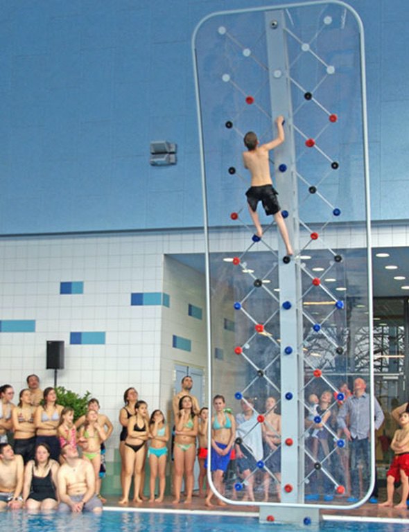 AquaClimb