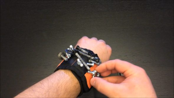 RAK Magnetic Wristband 1
