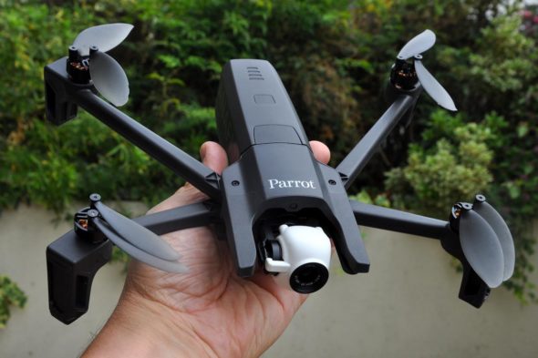 Parrot Anafi DJI competitor