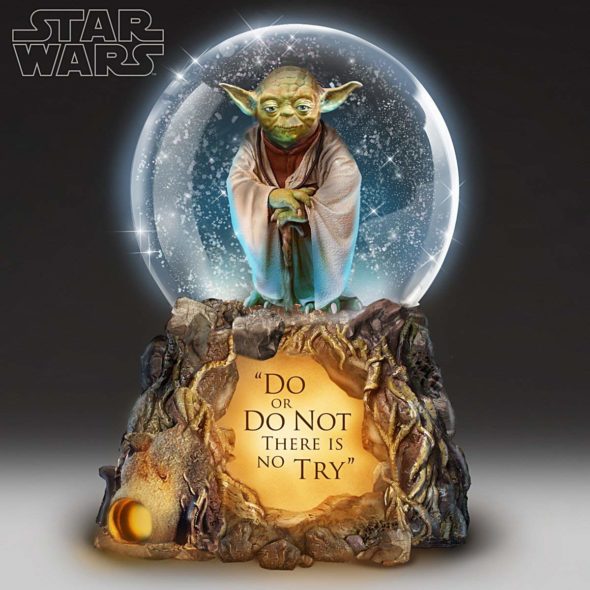 Yoda Snow Globe