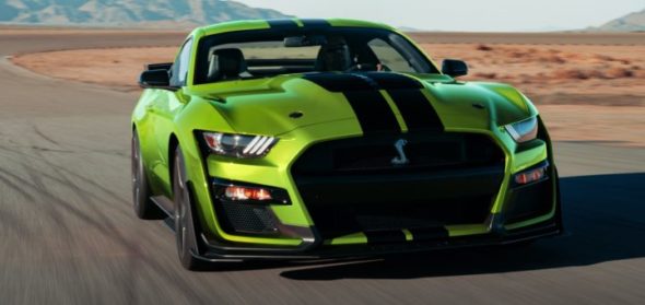 2020-Shelby-GT500-Grabber-Lime