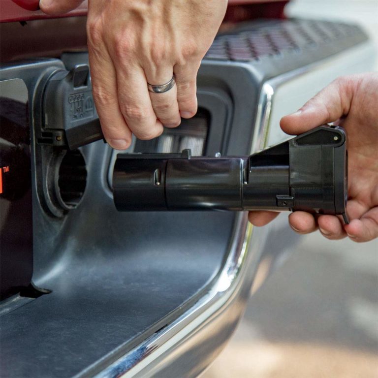 Curt Echo Wireless Mobile Brake Controller 1