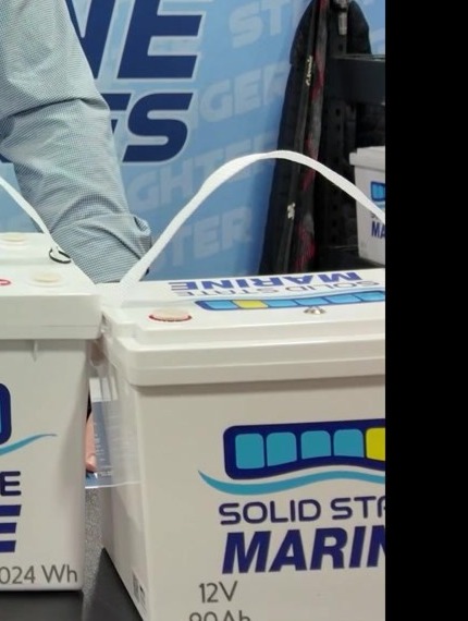 Solid State Marine 12V 90Ah close-up with carry strap