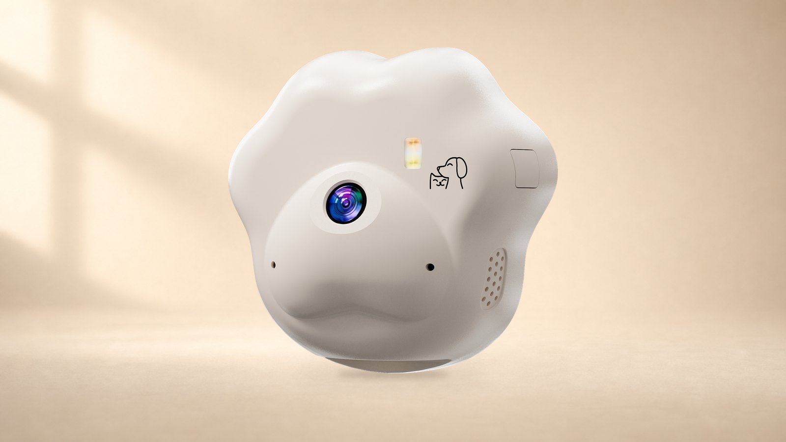 Ouren M1 paw-shaped pet camera with its wide-angle lens