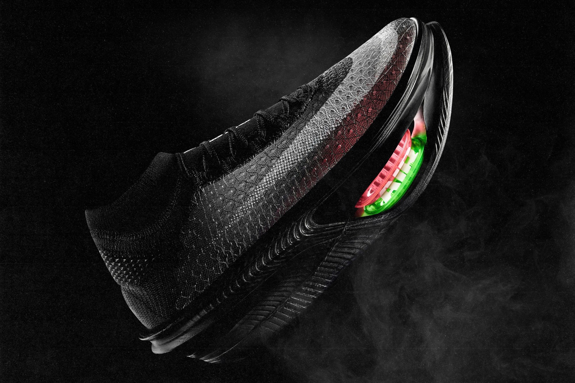 Nike Apex close detail of Flyknit X upper and forefoot Air Zoom